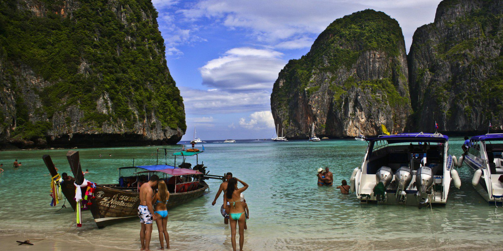 Tour giornalieri a Phuket: speedboat verso le isole Phi Phi, Coral Island e Raya