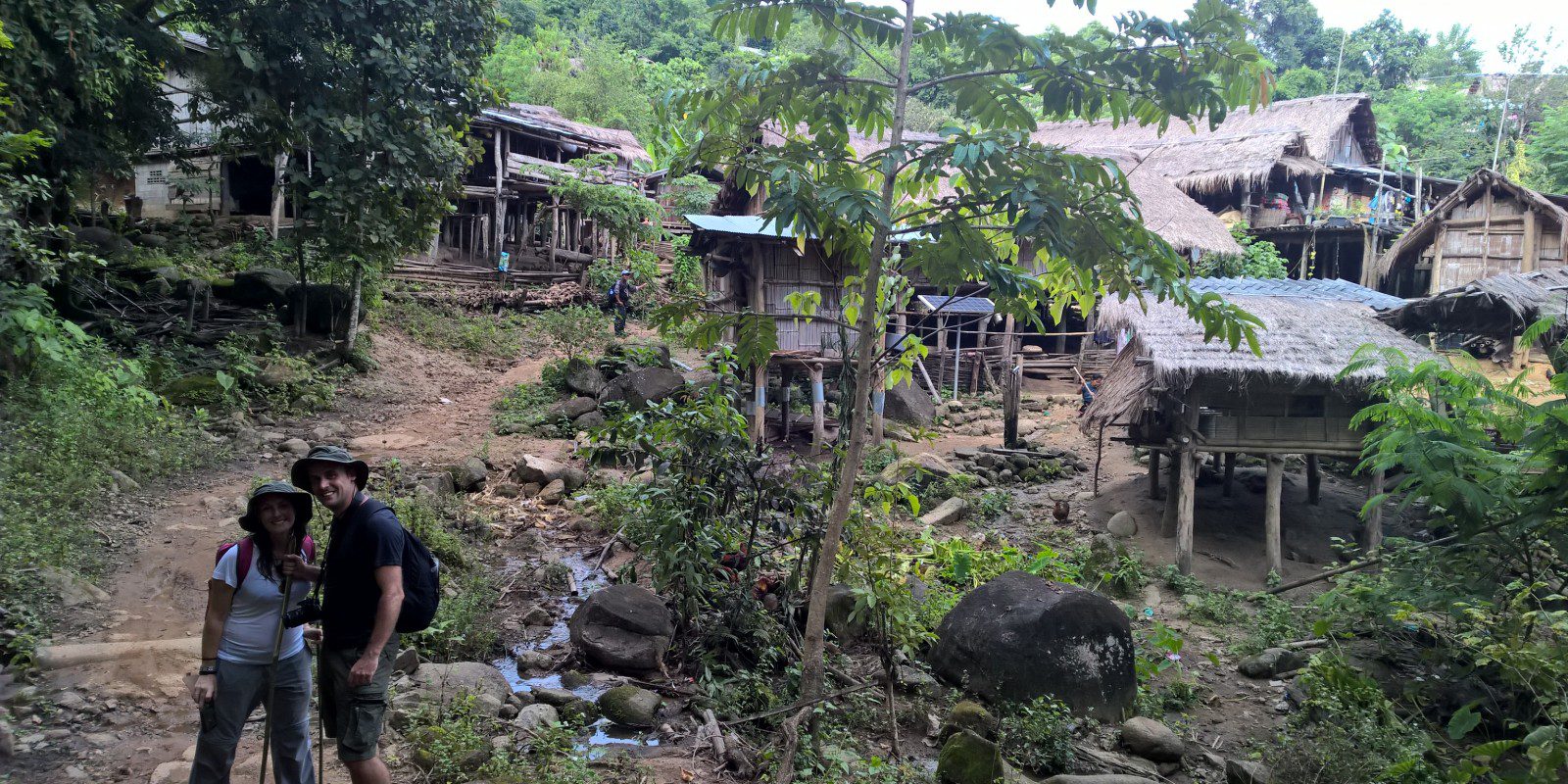 Trekking elefanti Kayak nella giungla a Chiang Rai