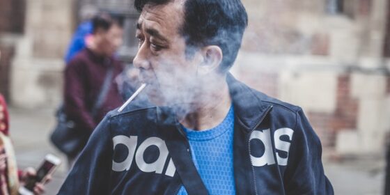 divieto di fumo thailandia sigarette