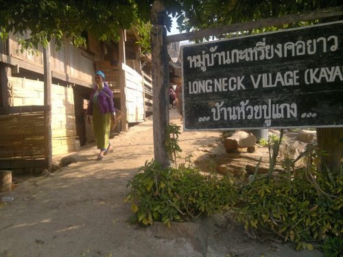 Long Neck Karen tribe women in their traditional village, Mae Hong Son - Cultural tour Northern Thailand