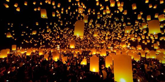 loy khratong lantern festival